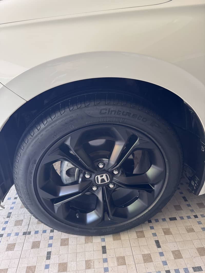 Honda Civic RS Genuine Rims for sale, Lush Condition - Tyres - 1106454858