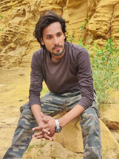 Aziz Riaz 