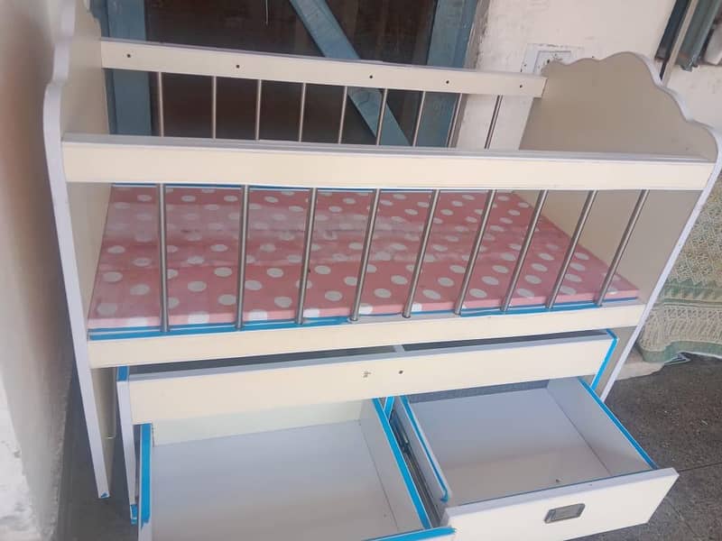 baby cot 4