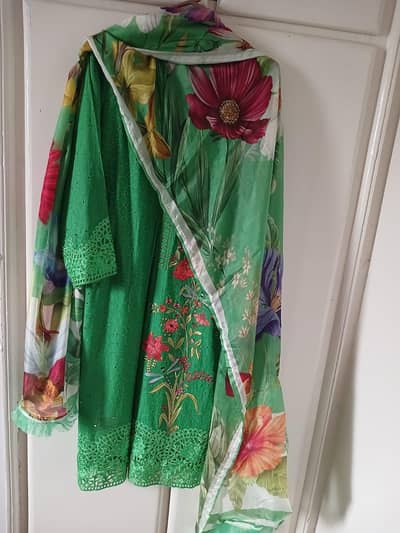 shirt dupata of Maria. B