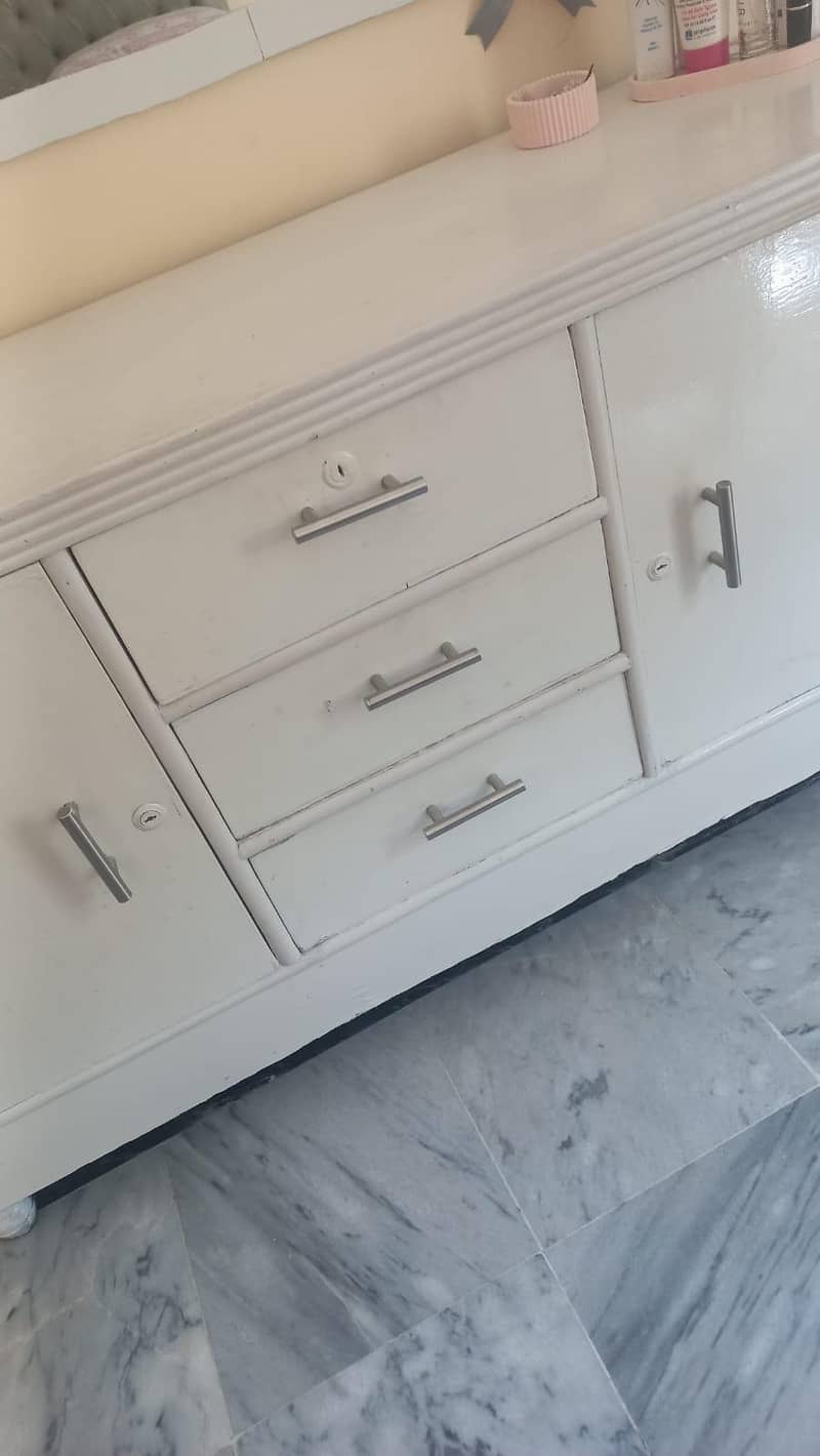 solid wood dressing console with mirron 2