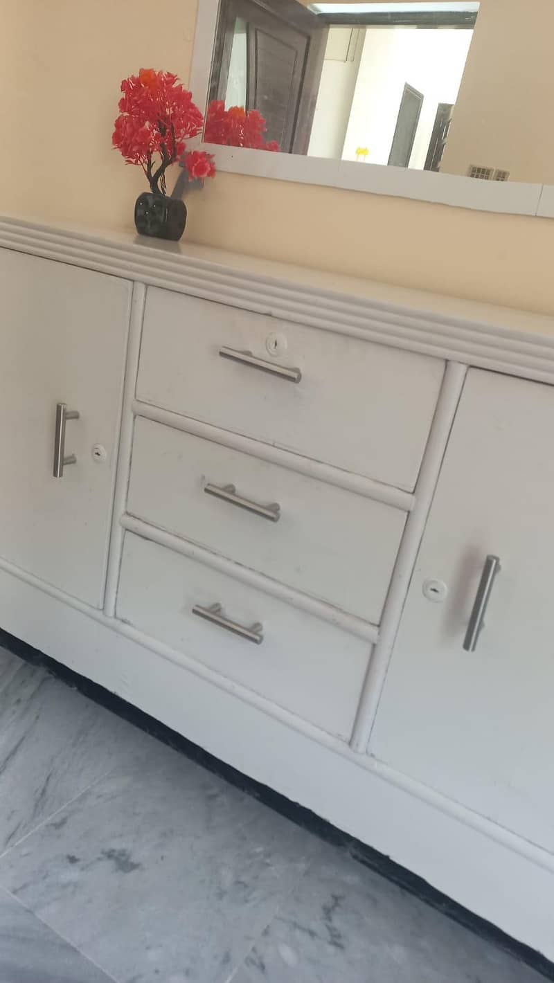 solid wood dressing console with mirron 7