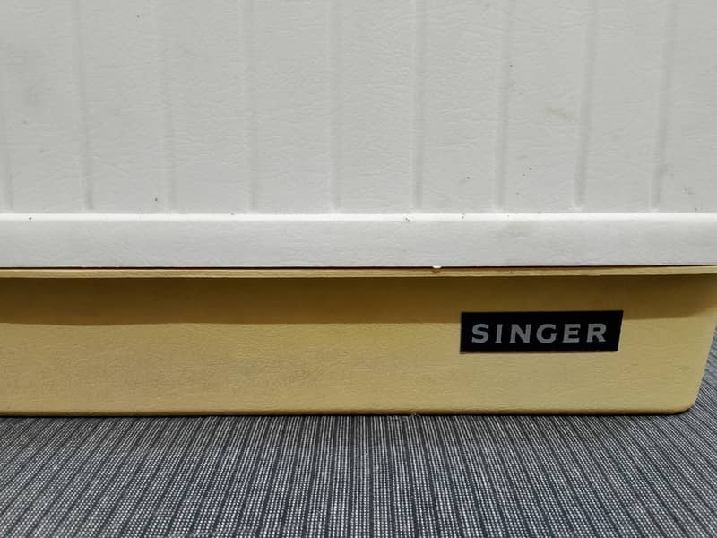 Singer Sewing Machine 7