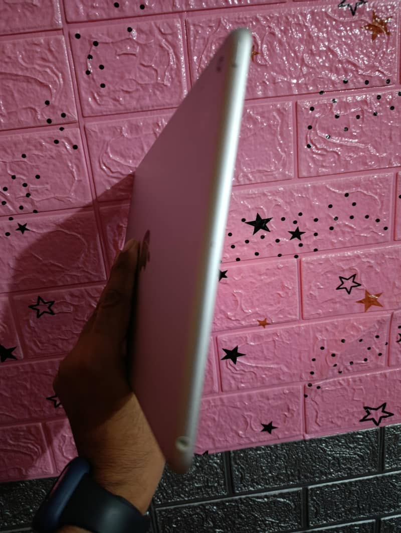 ipad 6th Generation 32GB 5