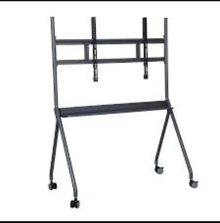 Maverik Interactive flat panel trolley 1