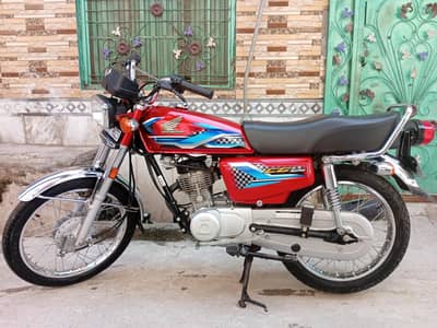 Honda cd125 total genuine one hand used all Ok number laga huwa hai