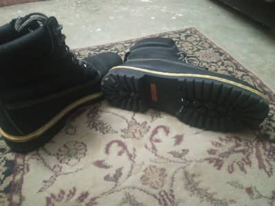 special shoes original original of the America company name hammer it.