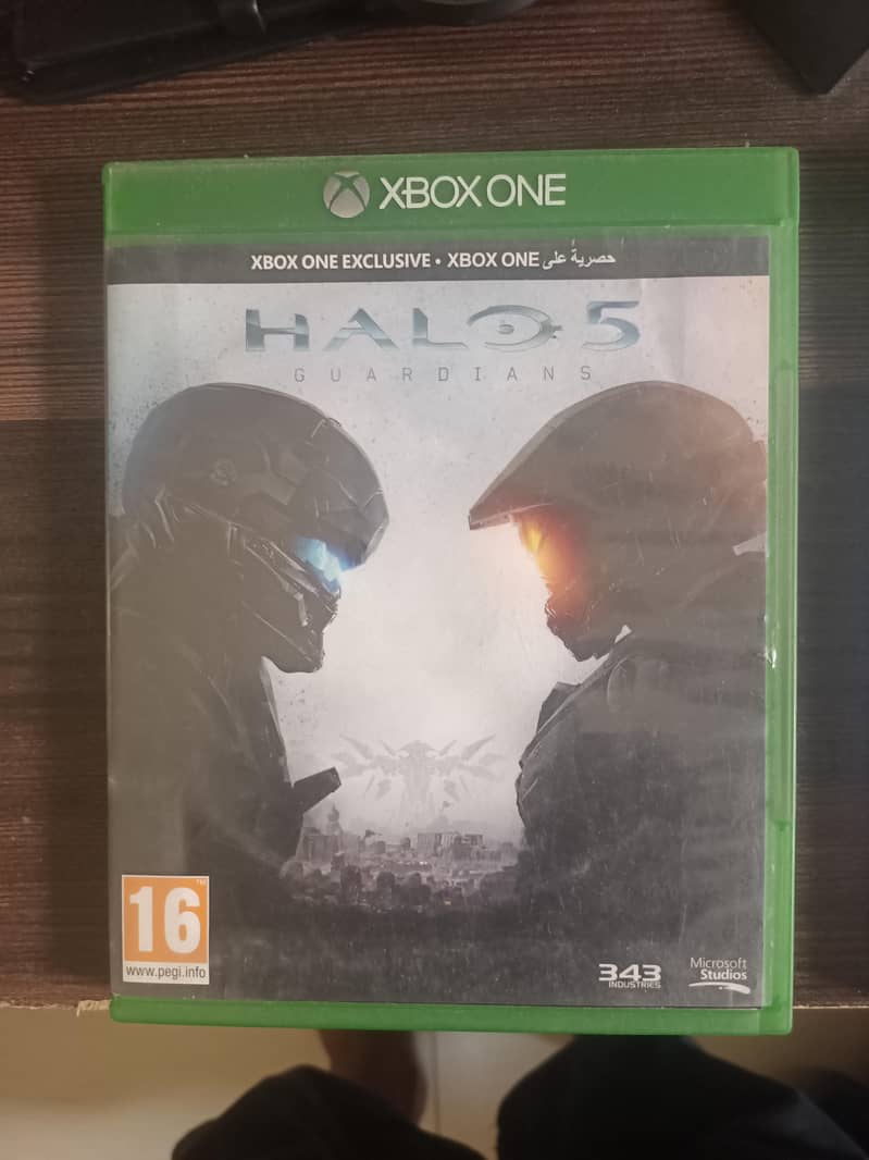 Xbox one games excellent condition 0