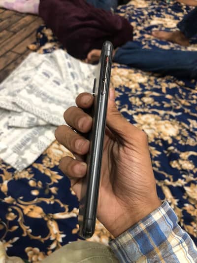 Iphone Xs max Pta (exchange possible)