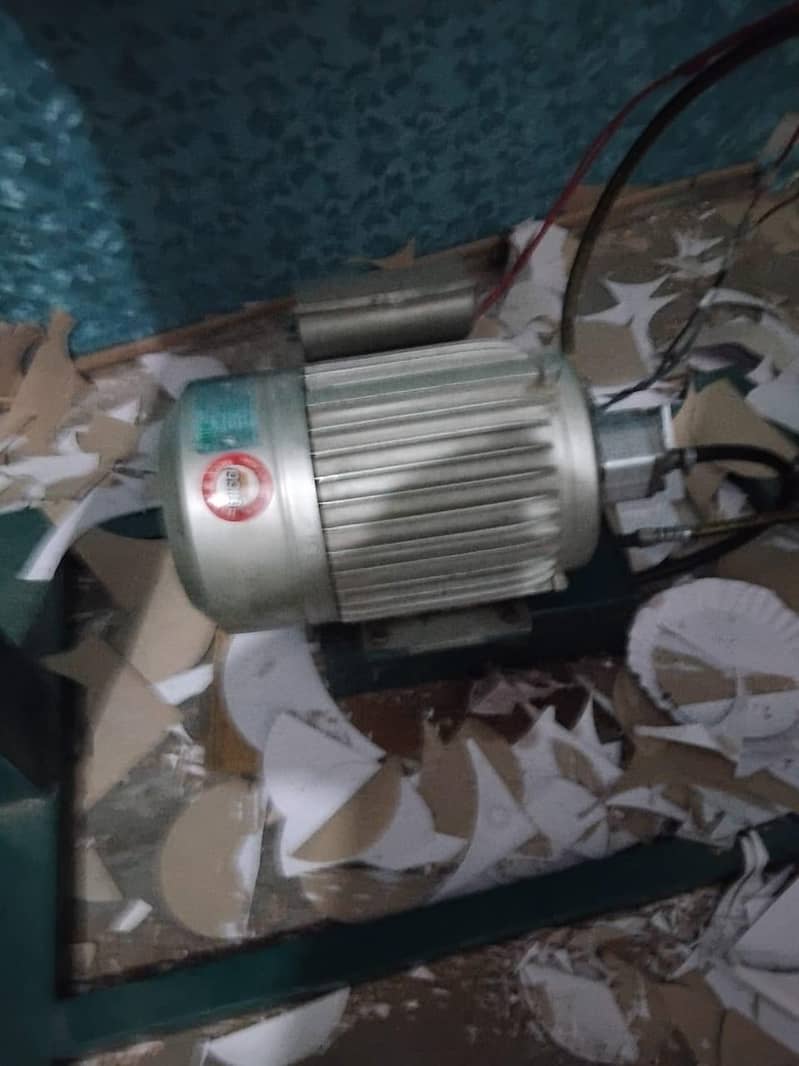 paper plate Making Machine 6