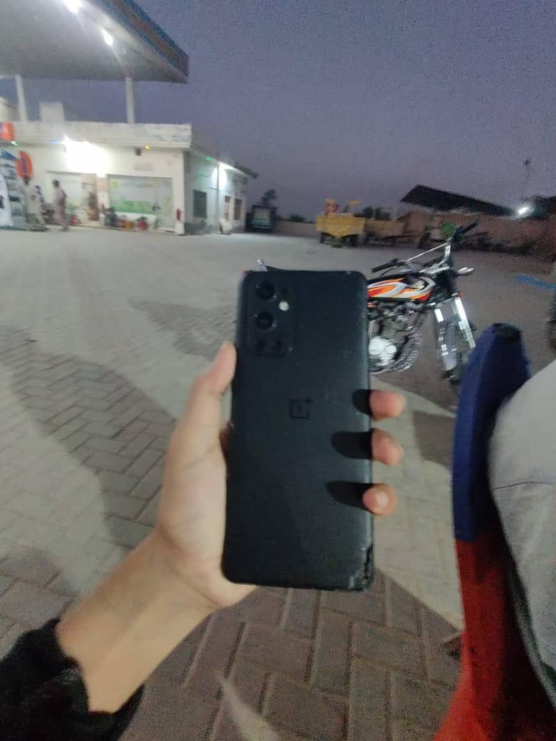 OnePlus 9pro 12/256 0