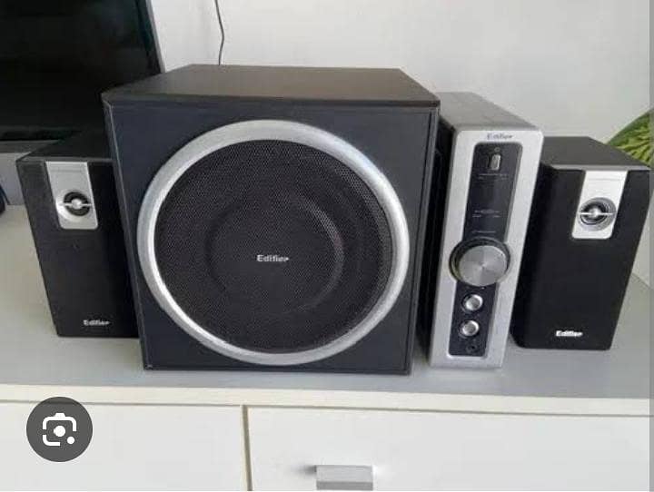 Edifier C2 speakers 1