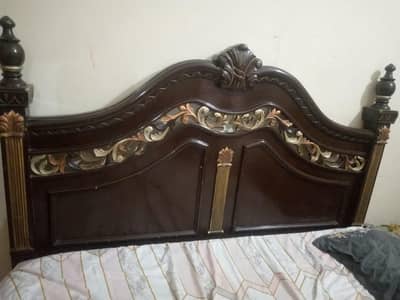 wooden bed and dresser  urgent sale contact on 3218669950