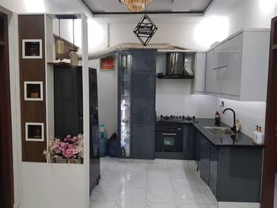 Stylish 100 YARDS Portion 2nd Floor, 2 Bed DD, West Open