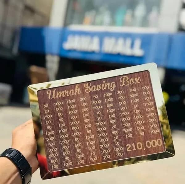 Friends 280 Days Savings Plan: Islamic Halal Money Jar for Hajj & Umrah – Daily Savings Tracker for Pilgrimage