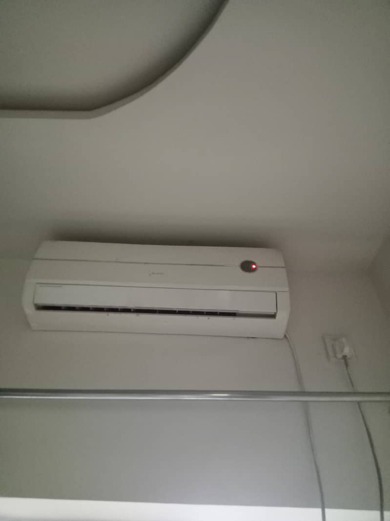 Gree Split AC 1