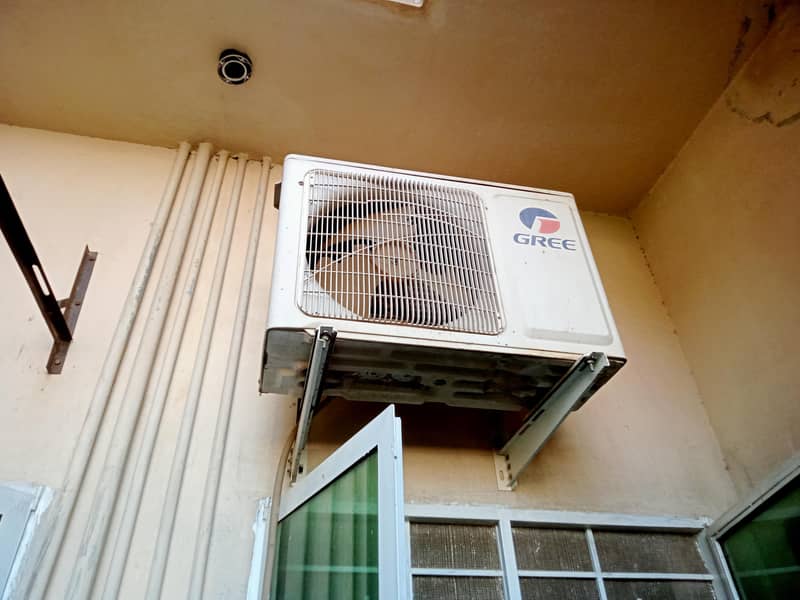 Gree Split AC 4