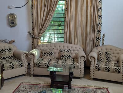 2 sofa sets