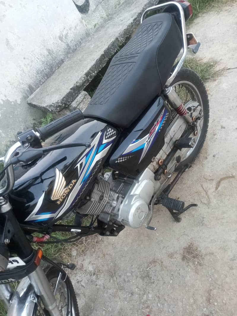 ارجنٹ فارسیل ایک عدد موٹر سائیکل فارسیل ہے 0