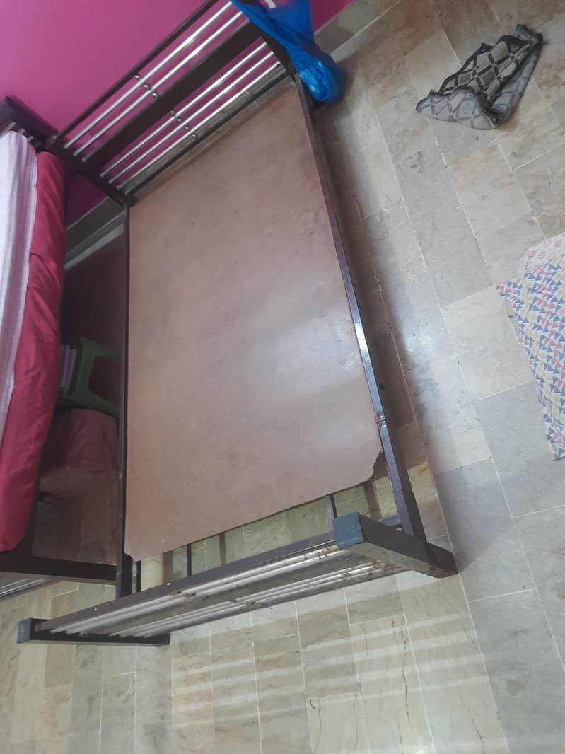 bed without matress 1