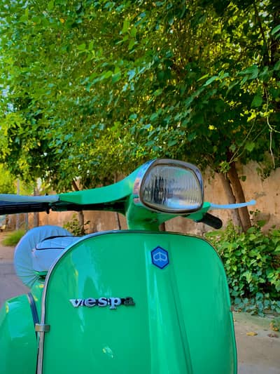 PIAGGO VESPA 1975 150cc. .