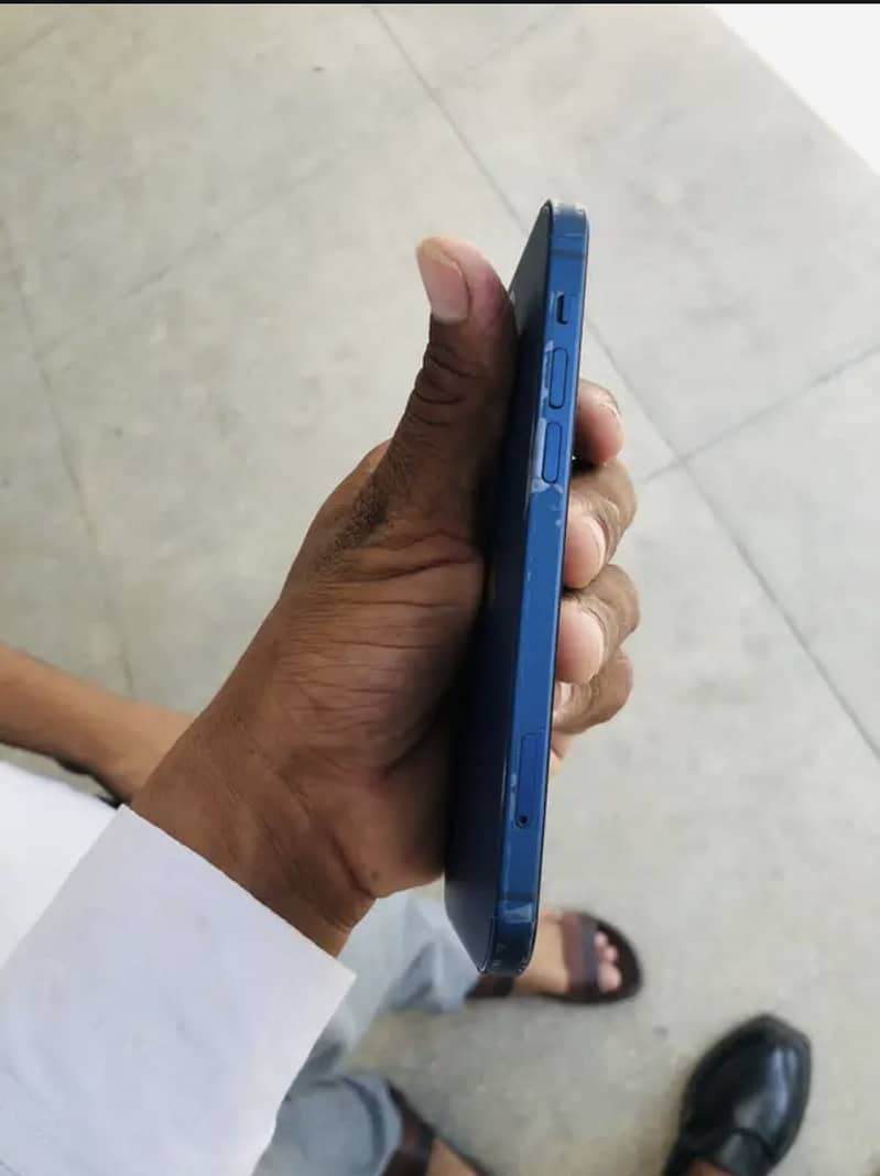 iPhone 12 blue 3
