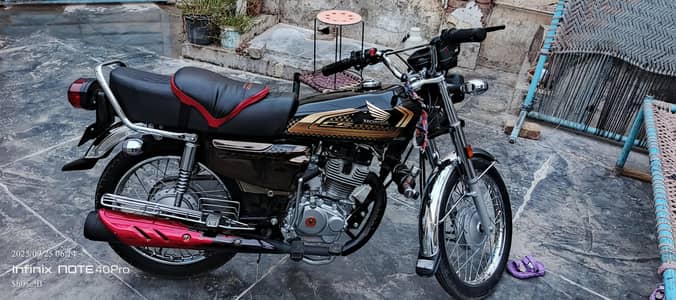 HONDA CG125 GOLD EDITION 2025