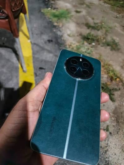 Realme 12+5G Gareen Vagan Lather Addition