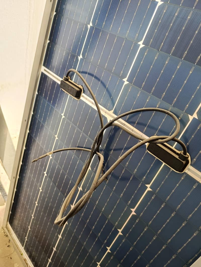 solar panel new condition 3