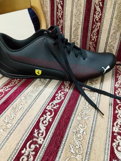 puma Ferrari like brand new