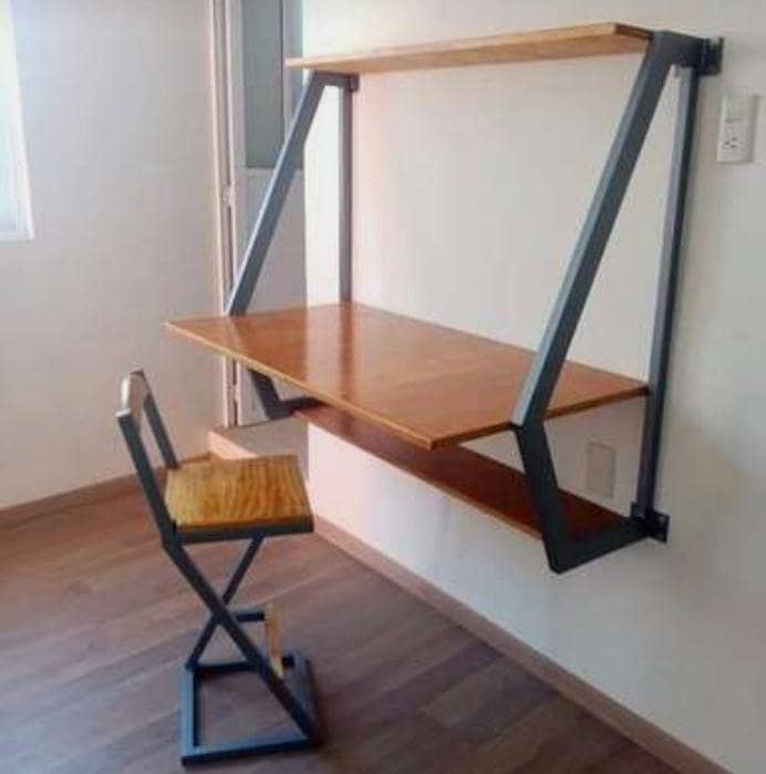 Metal wall mounted shelfs 14