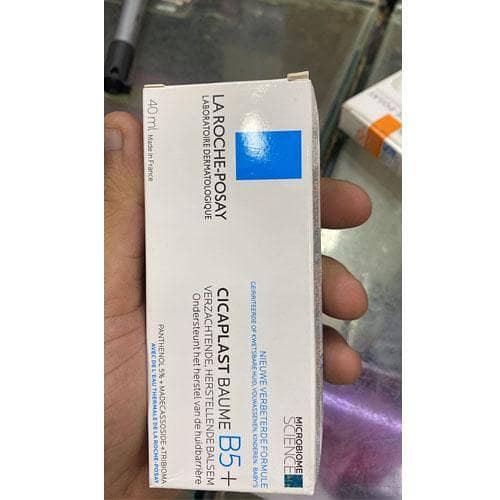 La Roche-Posay Cicaplast Baume B5+ Available in Pakistan