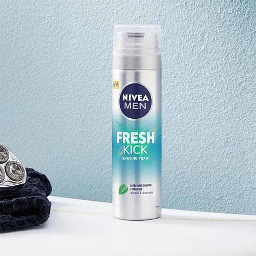 New Original Men Fresh Kick Shaving Foam 200ml in pakistan