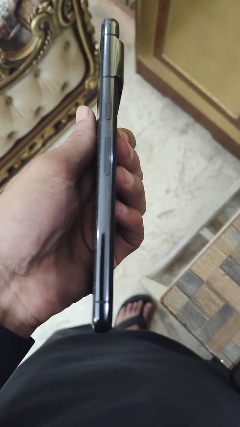 Google pixel 8 pro 6