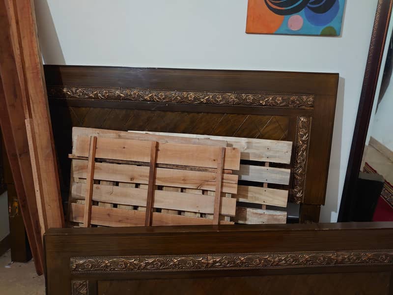 Wodden Bed 2