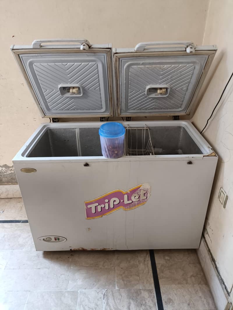 Waves Deep Freezer 2 Door Perfectly Working 0