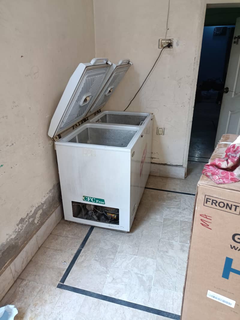 Waves Deep Freezer 2 Door Perfectly Working 2
