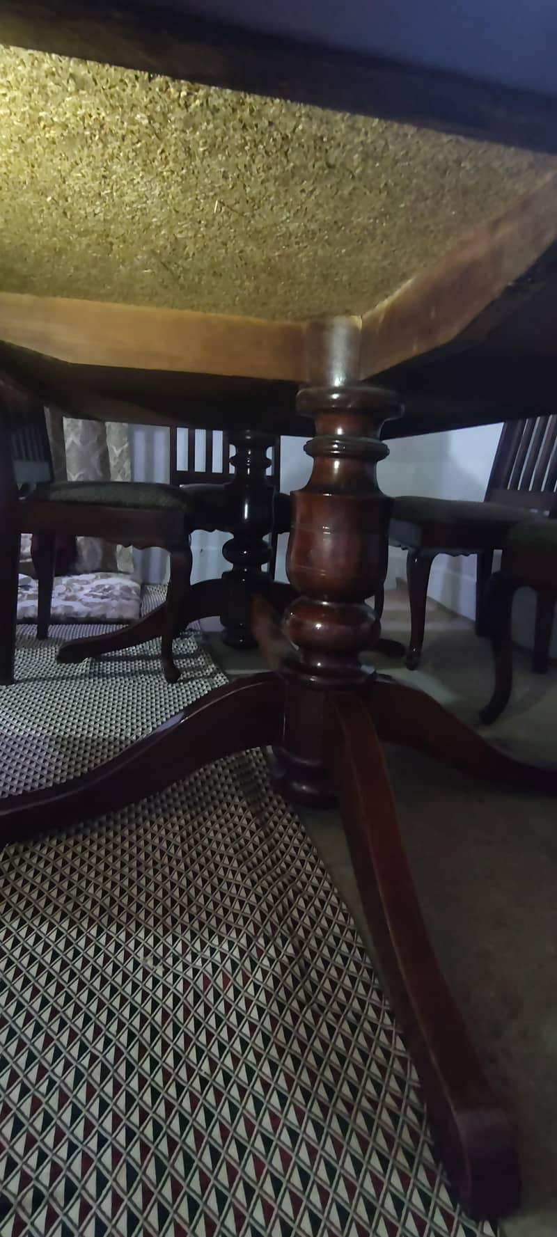 Sheesham Wood Dining Table with 6 Chairs 5