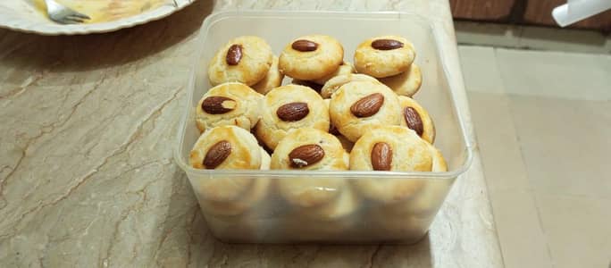 Home Made Almond Nan Khatai