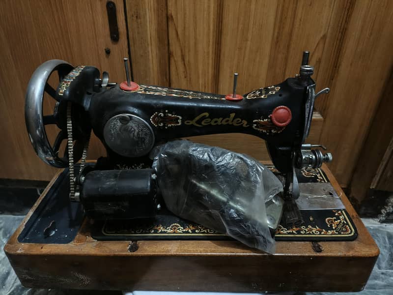 Sewing machine for sale 0