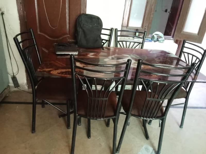 dining table & 6 chairs 0
