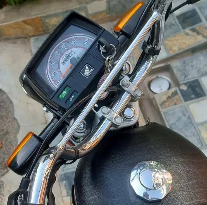 Honda CD 70 4