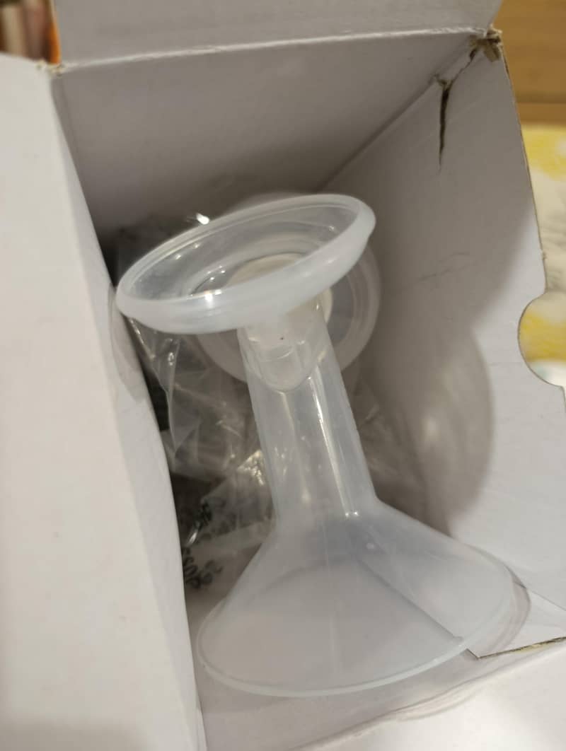 Breast pump 8