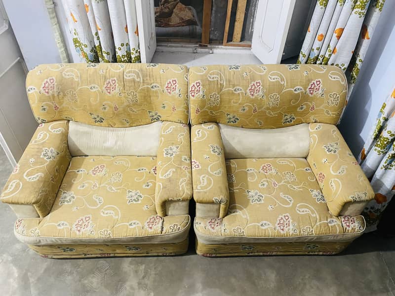 Couple sofas 2