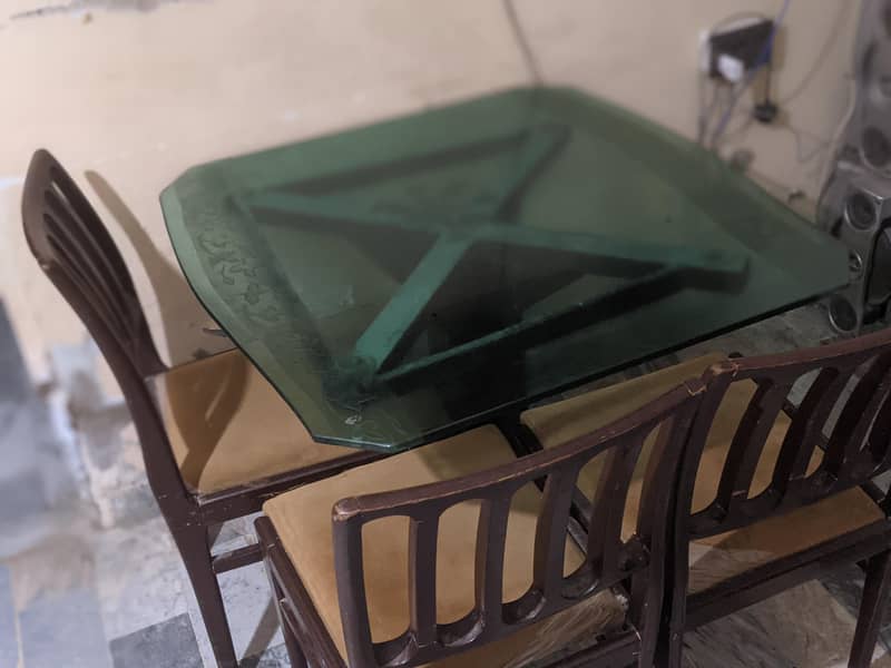 WOOD DINING TABLE WITH 4 CHAIRS 2