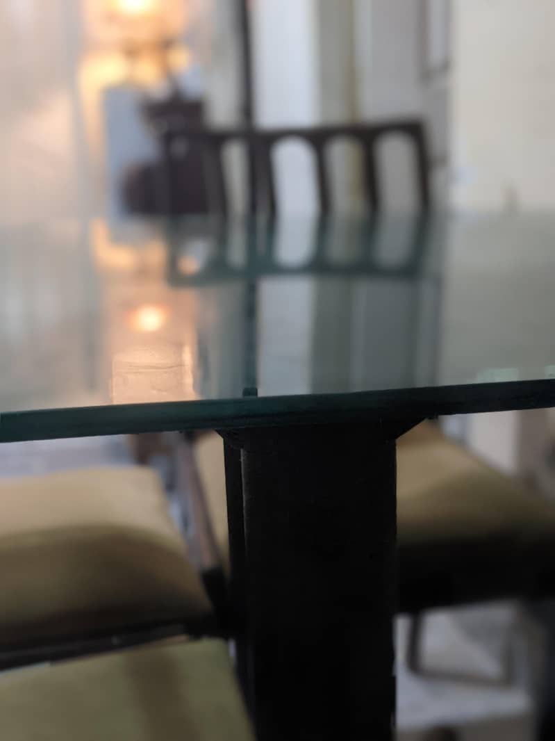 WOOD DINING TABLE WITH 4 CHAIRS 5