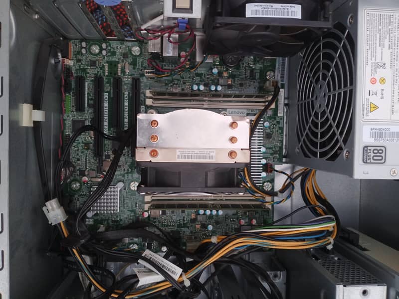 Lenovo P410/Octa Core/16GB DDR4/128GB SSD 5