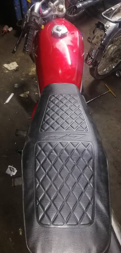 Honda 125 model 2016 urgent sale