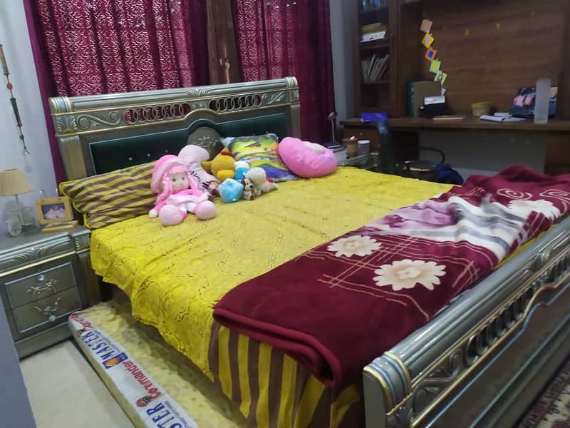 deco double bed complete. . 2