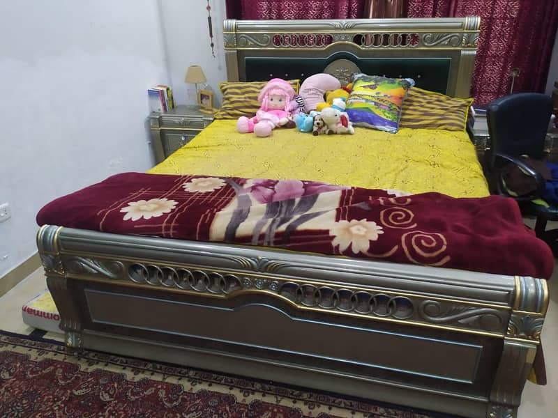 deco double bed complete. . 3